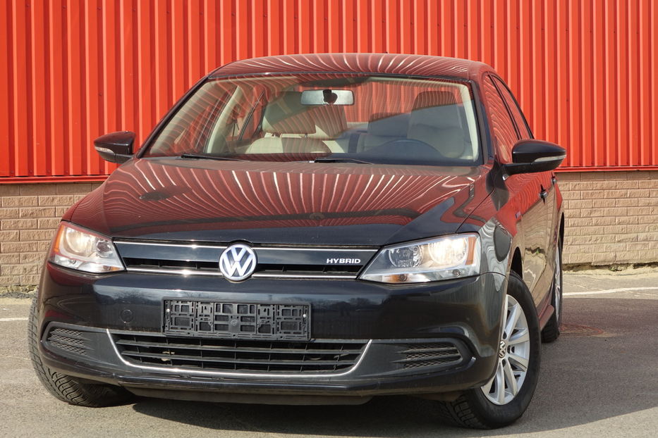 Продам Volkswagen Jetta HYBRIDE 2014 года в Одессе