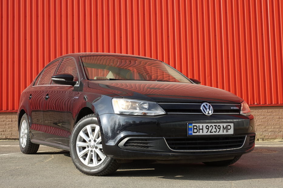 Продам Volkswagen Jetta HYBRIDE 2014 года в Одессе