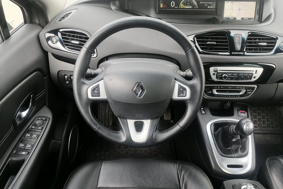 Продам Renault Grand Scenic 2012 года в Одессе