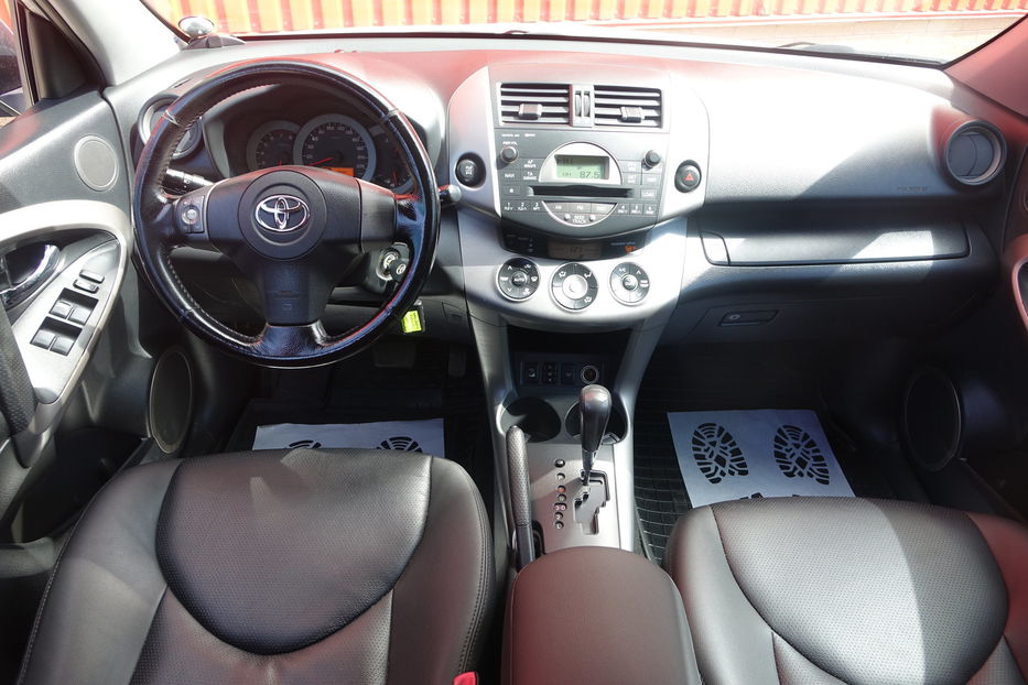 Продам Toyota Rav 4 2007 года в Одессе