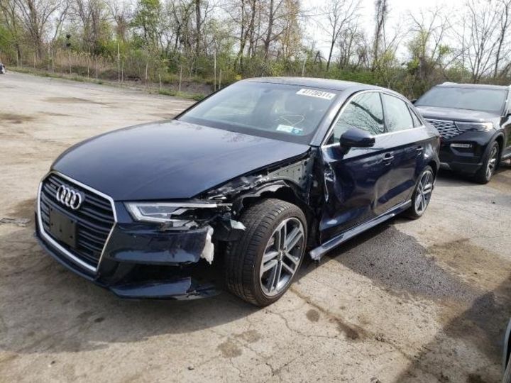 Продам Audi A3 PREMIUM Plus quatro 2019 года в Киеве