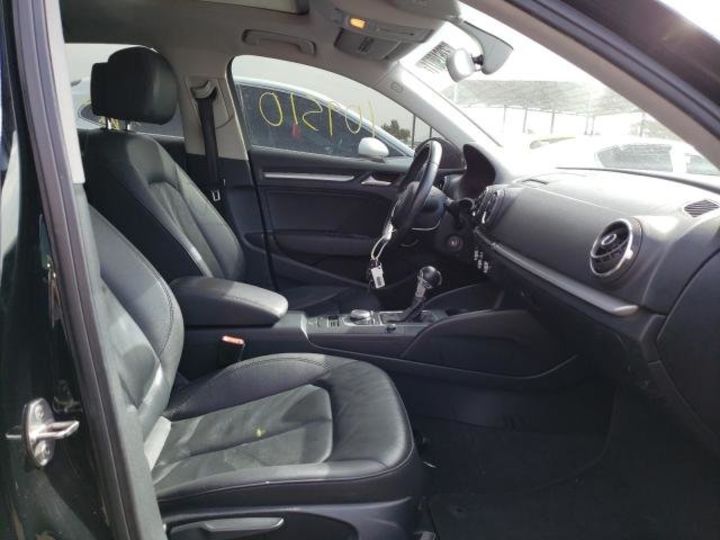 Продам Audi A3 PREMIUM 2015 года в Киеве