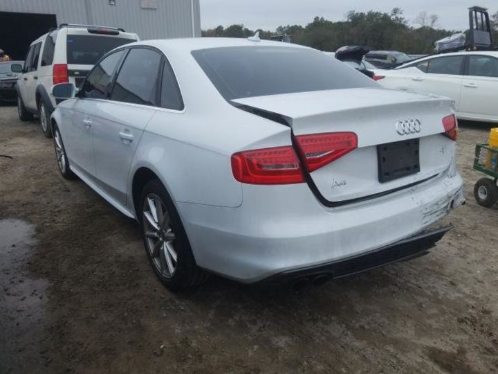 Продам Audi A4 PREMIUM 2015 года в Киеве