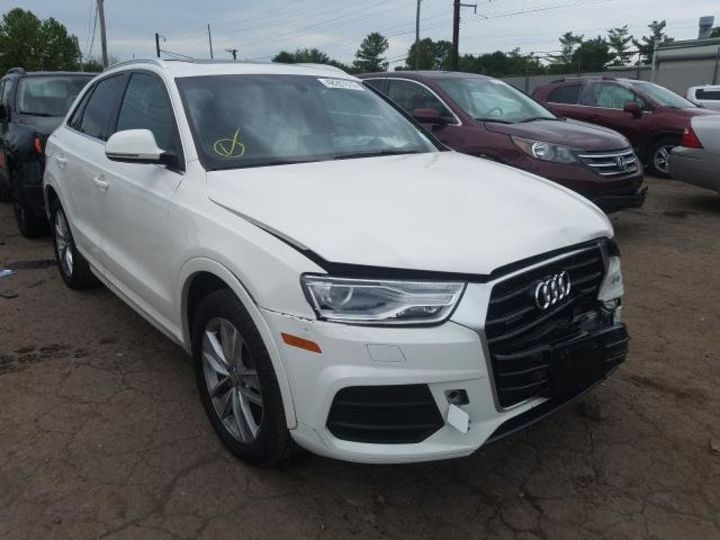 Продам Audi Q3 PREMIUM Plus 2016 года в Киеве