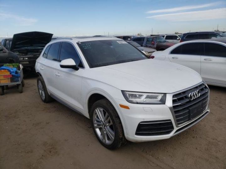 Продам Audi Q5 PREMIUM Plus  2018 года в Киеве