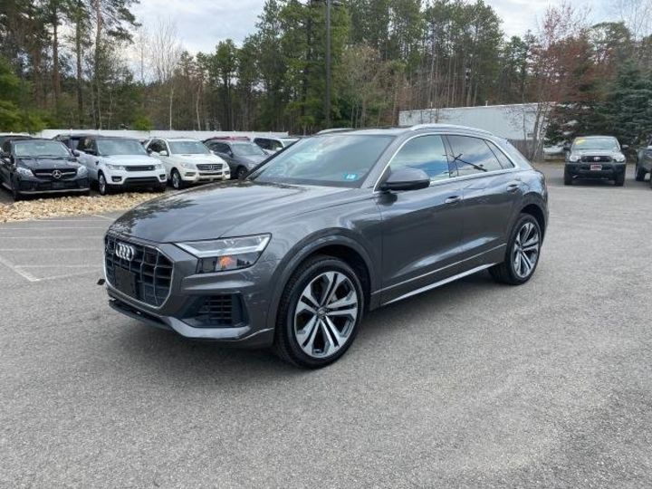 Продам Audi Q8 PREMIUM Plus  2019 года в Киеве