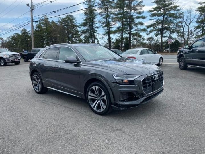 Продам Audi Q8 PREMIUM Plus  2019 года в Киеве