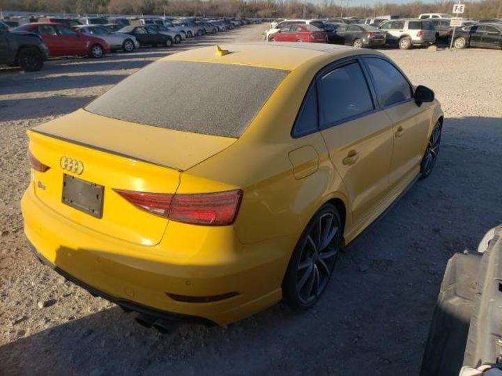 Продам Audi S3 PREMIUM Plus  2017 года в Киеве