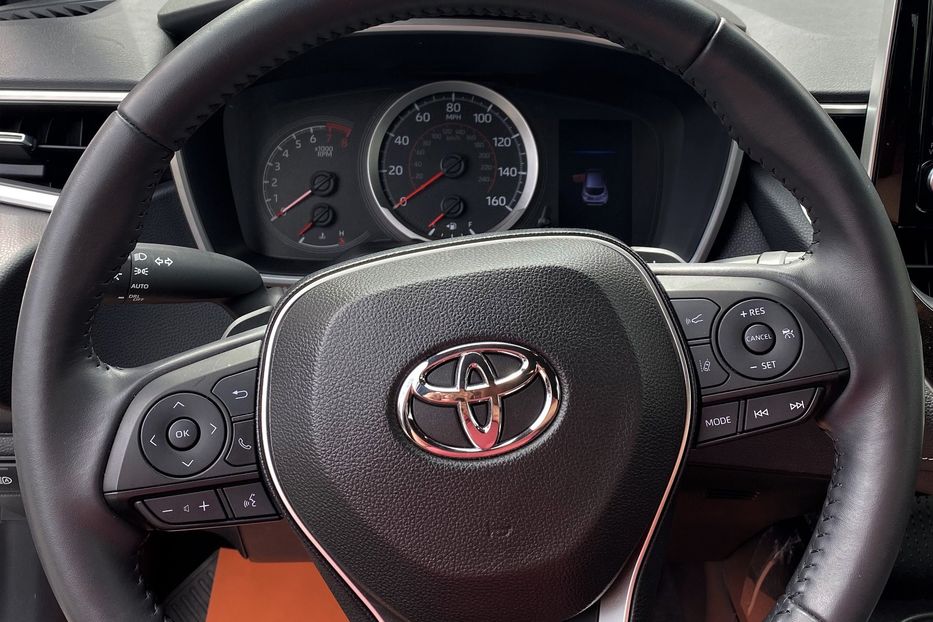 Продам Toyota Corolla SE 2019 года в Одессе