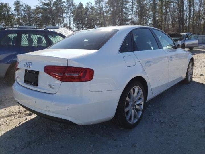 Продам Audi A4 PREMIUM Plus  2013 года в Киеве