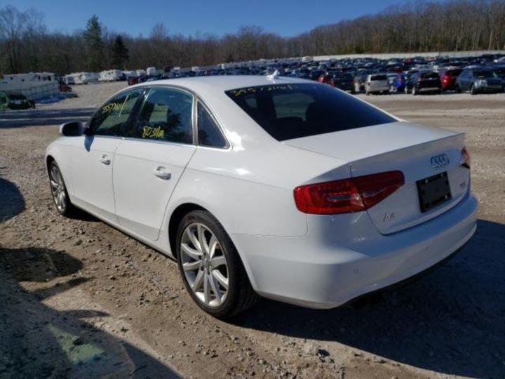 Продам Audi A4 PREMIUM Plus  2013 года в Киеве