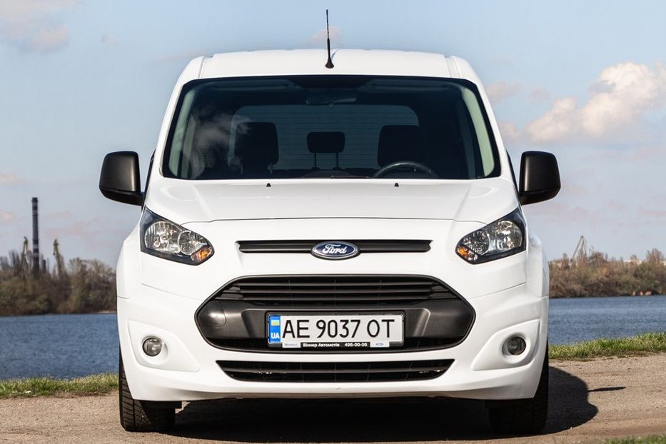 Продам Ford Tourneo Connect пасс. 2016 года в Днепре