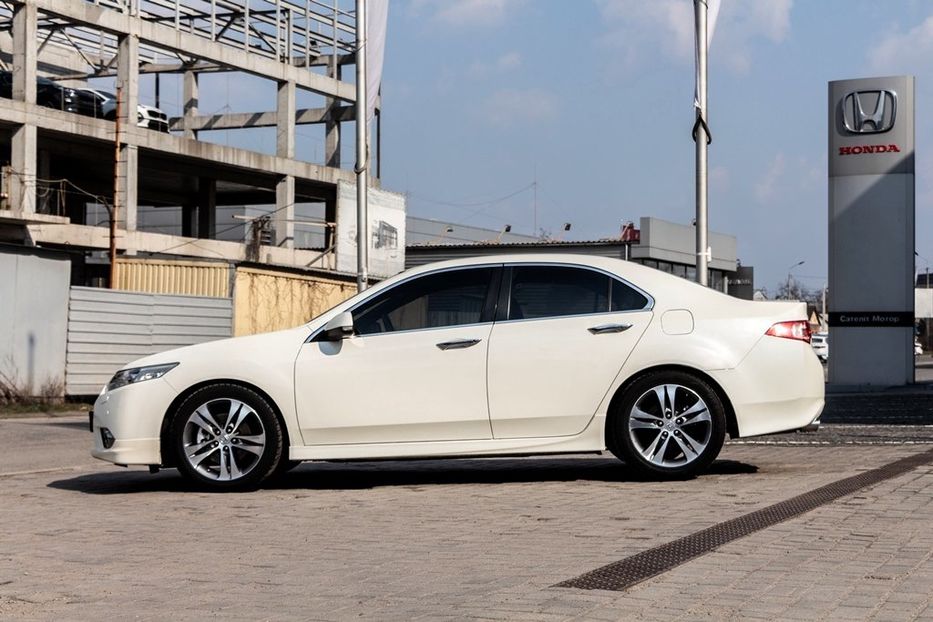 Продам Honda Accord 2011 года в Днепре