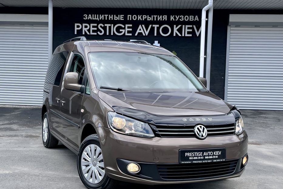 Продам Volkswagen Caddy пасс. Passenger  2014 года в Киеве