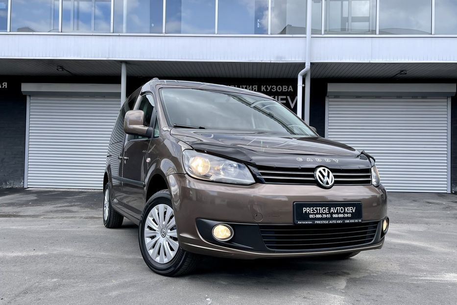 Продам Volkswagen Caddy пасс. Passenger  2014 года в Киеве