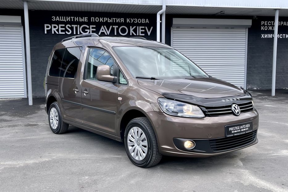 Продам Volkswagen Caddy пасс. Passenger  2014 года в Киеве