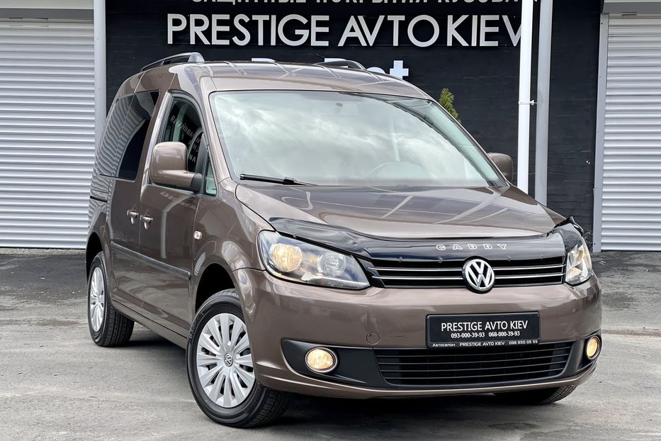 Продам Volkswagen Caddy пасс. Passenger  2014 года в Киеве