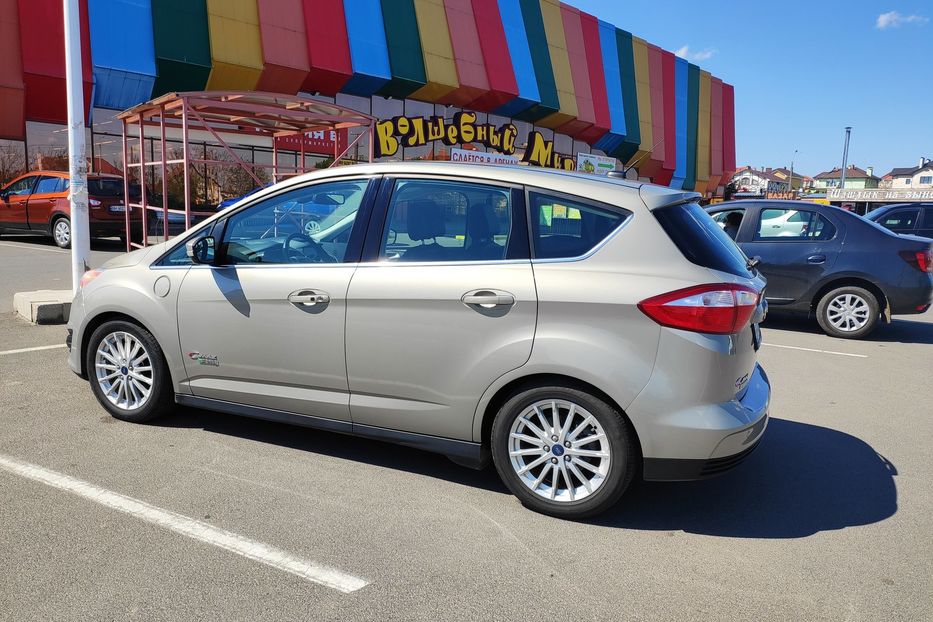 Продам Ford C-Max Energi SEL 2015 года в Одессе