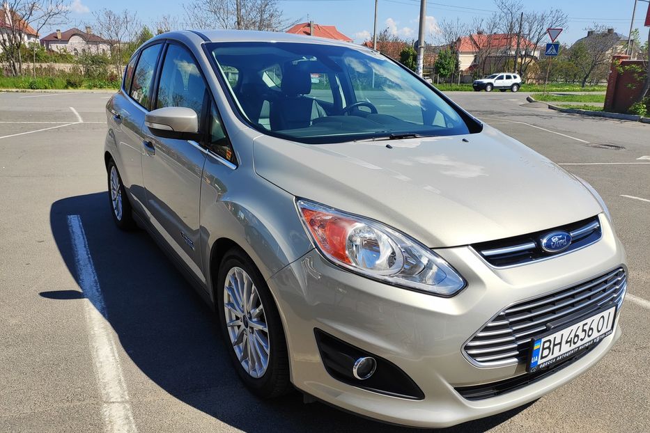 Продам Ford C-Max Energi SEL 2015 года в Одессе