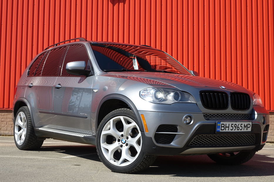 Продам BMW X5 XDRIVE 7mest 2013 года в Одессе