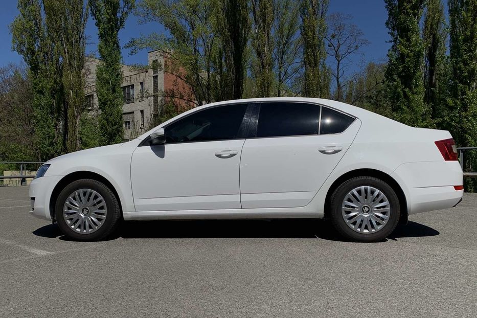 Продам Skoda Octavia Ambition 2015 года в Киеве