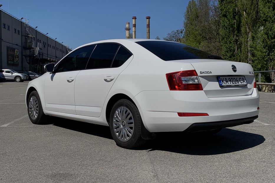 Продам Skoda Octavia Ambition 2015 года в Киеве