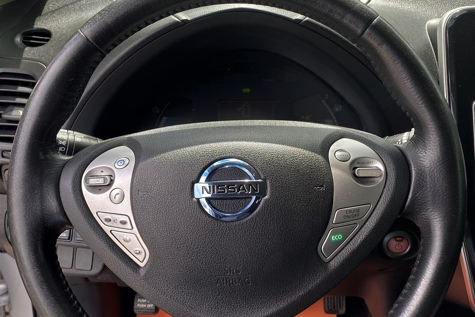 Продам Nissan Leaf 2015 года в Одессе