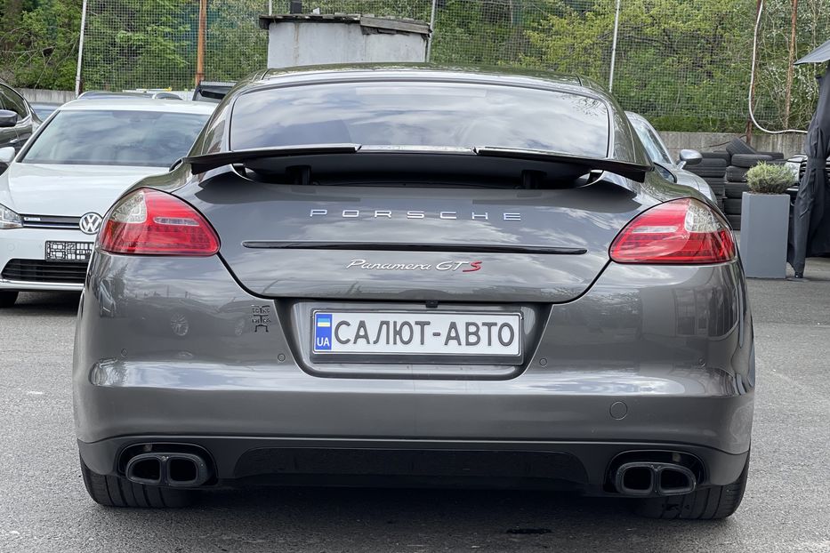 Продам Porsche Panamera GTS 2012 года в Киеве