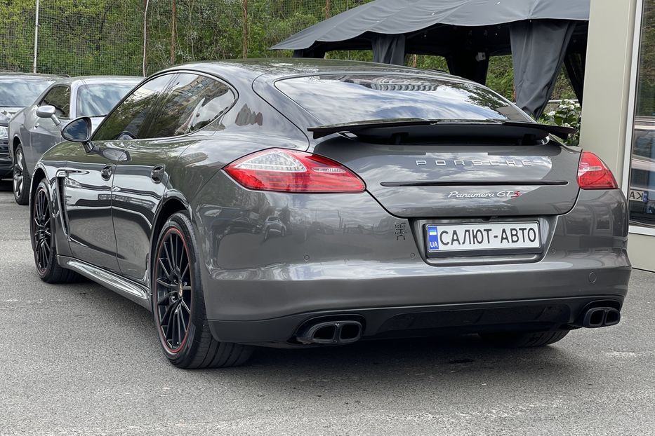 Продам Porsche Panamera GTS 2012 года в Киеве