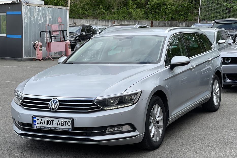 Продам Volkswagen Passat B8 2014 года в Киеве