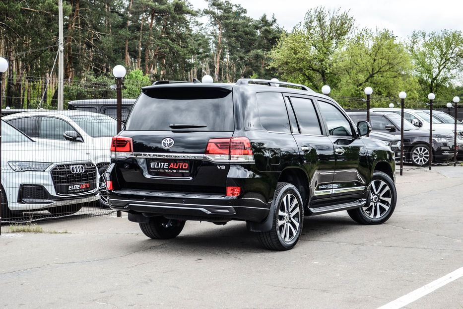 Продам Toyota Land Cruiser 200 ARMORED RIDA 2017 года в Киеве