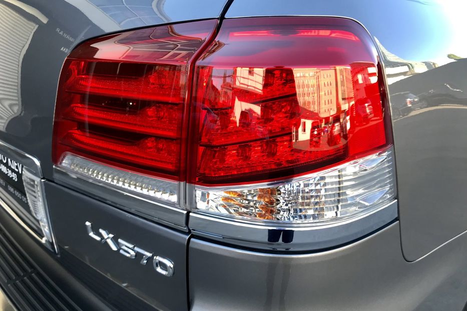 Продам Lexus LX 570 PREMIUM LUXURY 2013 года в Киеве