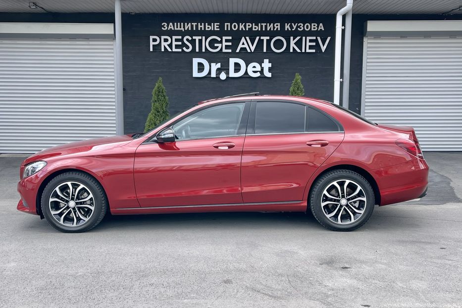 Продам Mercedes-Benz C-Class 220d 4MATIC 2017 года в Киеве