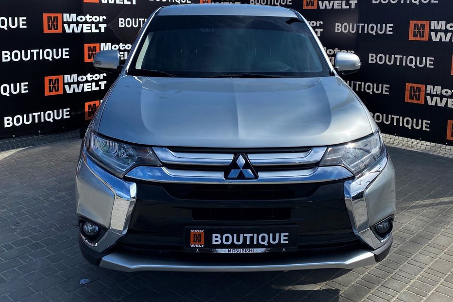 Продам Mitsubishi Outlander 7 мест 2018 года в Одессе