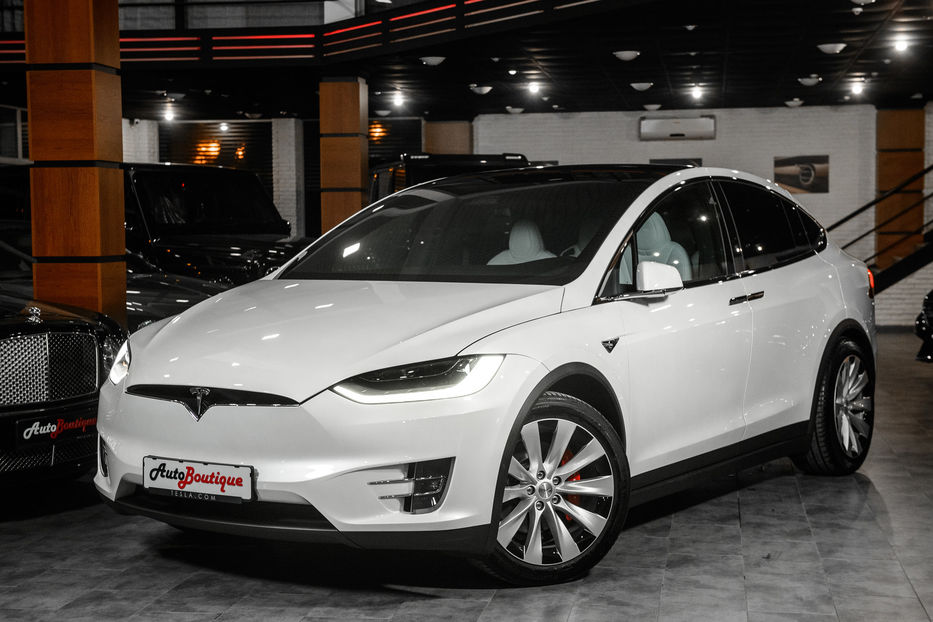 Продам Tesla Model X Perfomance DualMotor 2020 года в Одессе