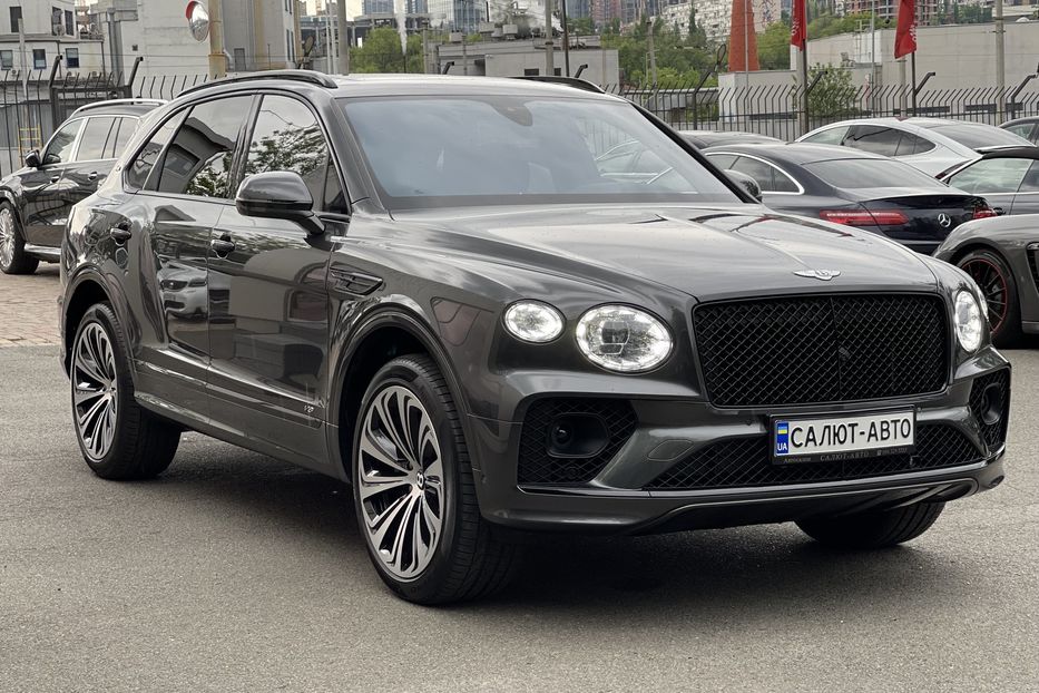 Продам Bentley Bentayga  FIRST EDITION 2020 года в Киеве