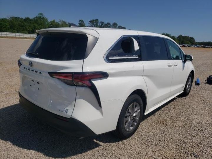 Продам Toyota Sienna LE 2021 года в Киеве
