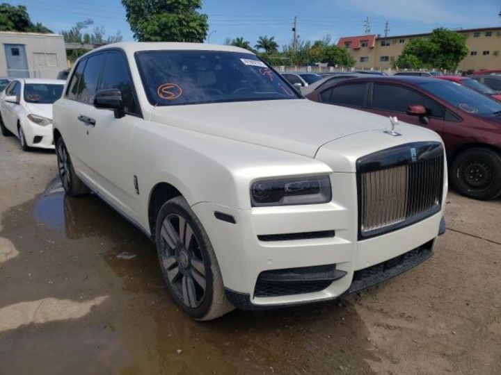Продам Rolls-Royce Cullinan 2019 года в Киеве