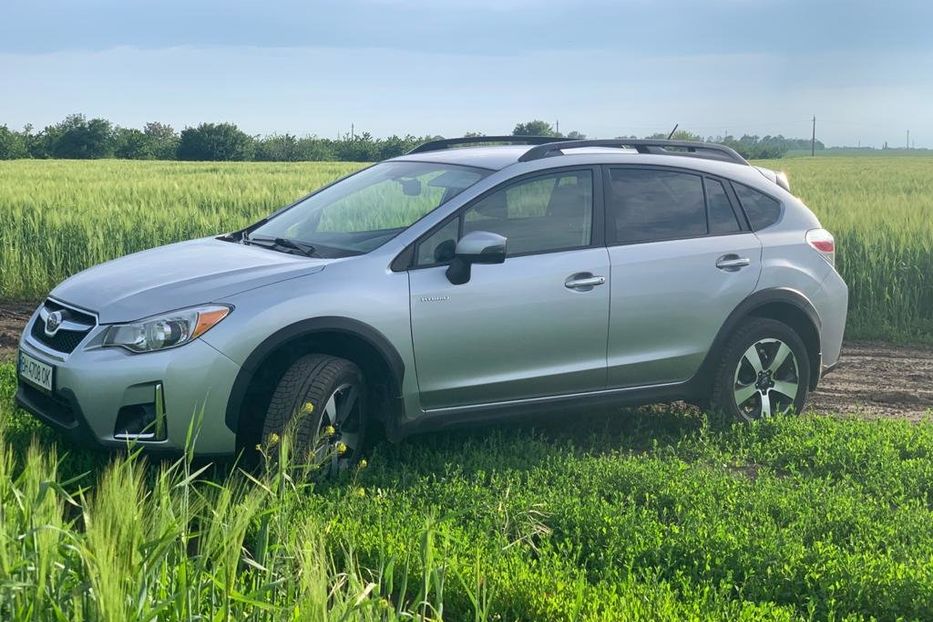 Продам Subaru XV Crosstrek Hybrid 2016 года в Одессе