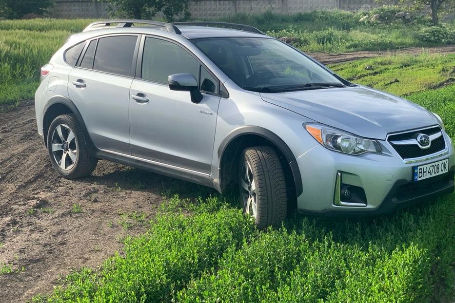 Продам Subaru XV Crosstrek Hybrid 2016 года в Одессе