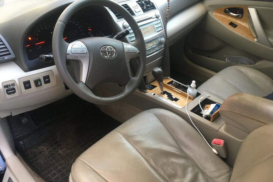 Продам Toyota Camry 2007 года в Киеве
