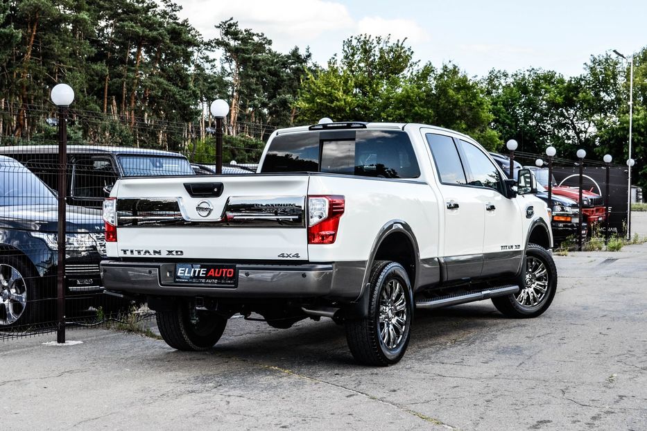 Продам Nissan Titan Platinum Reserve 2019 года в Киеве