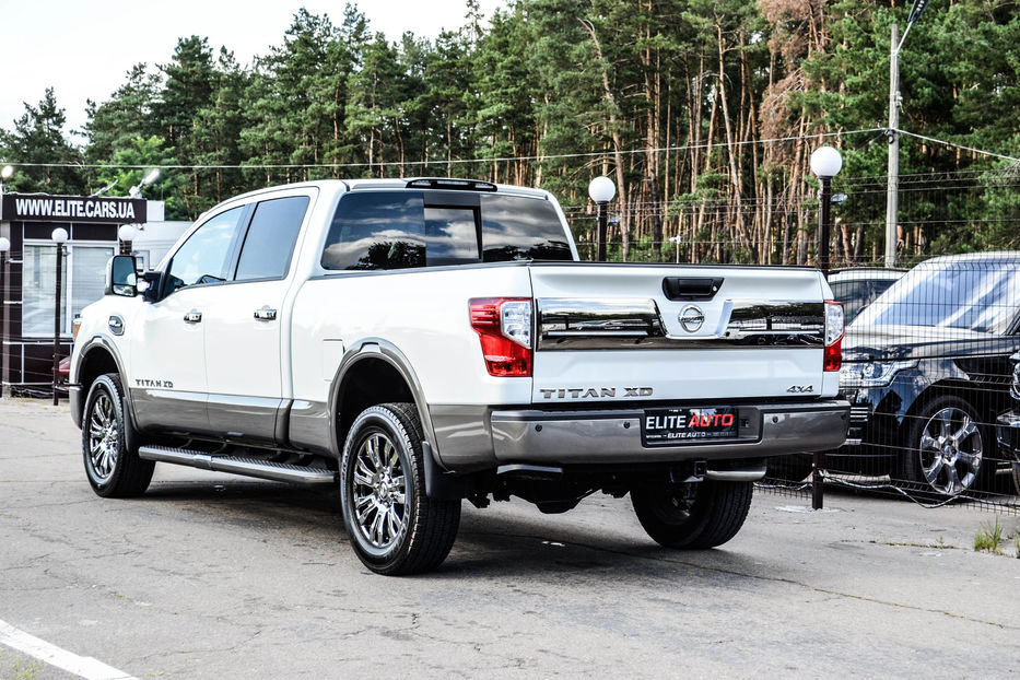 Продам Nissan Titan Platinum Reserve 2019 года в Киеве