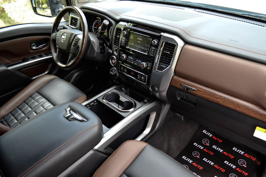 Продам Nissan Titan Platinum Reserve 2019 года в Киеве