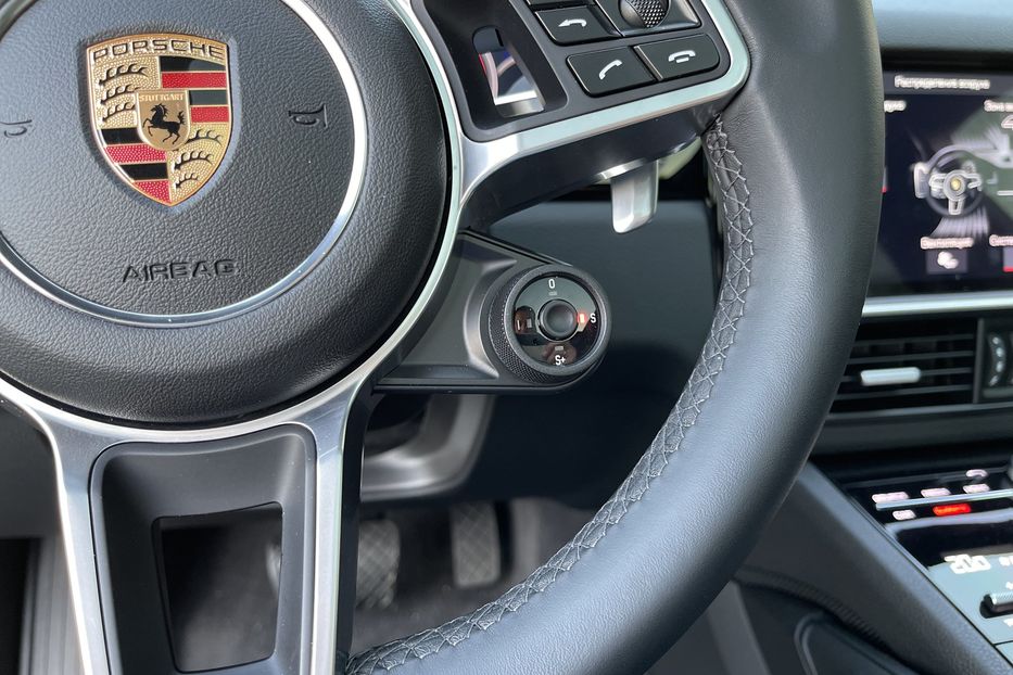 Продам Porsche Cayenne Coupe 2019 года в Киеве