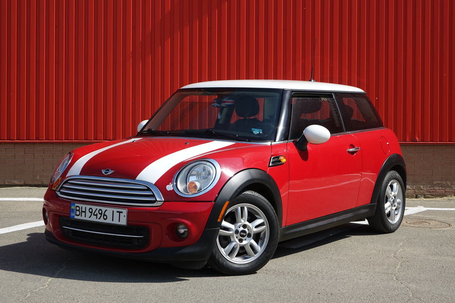 Продам MINI Cooper 2013 года в Одессе