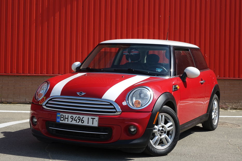 Продам MINI Cooper 2013 года в Одессе