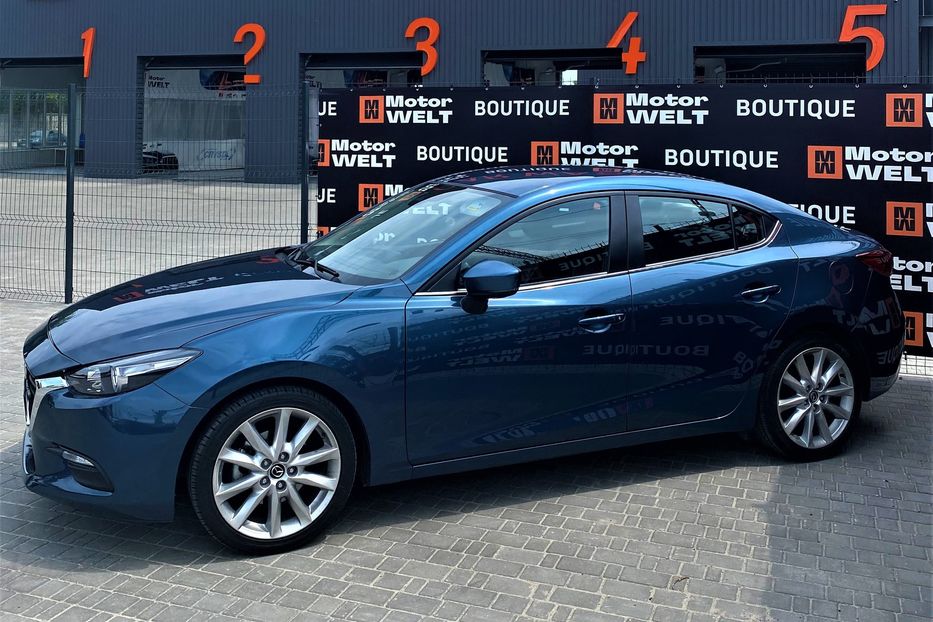 Продам Mazda 3 Touring 2017 года в Одессе