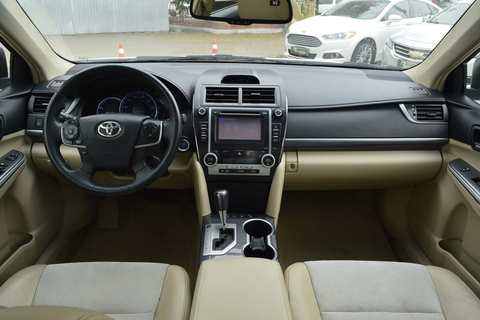 Продам Toyota Camry XLE 2013 года в Одессе