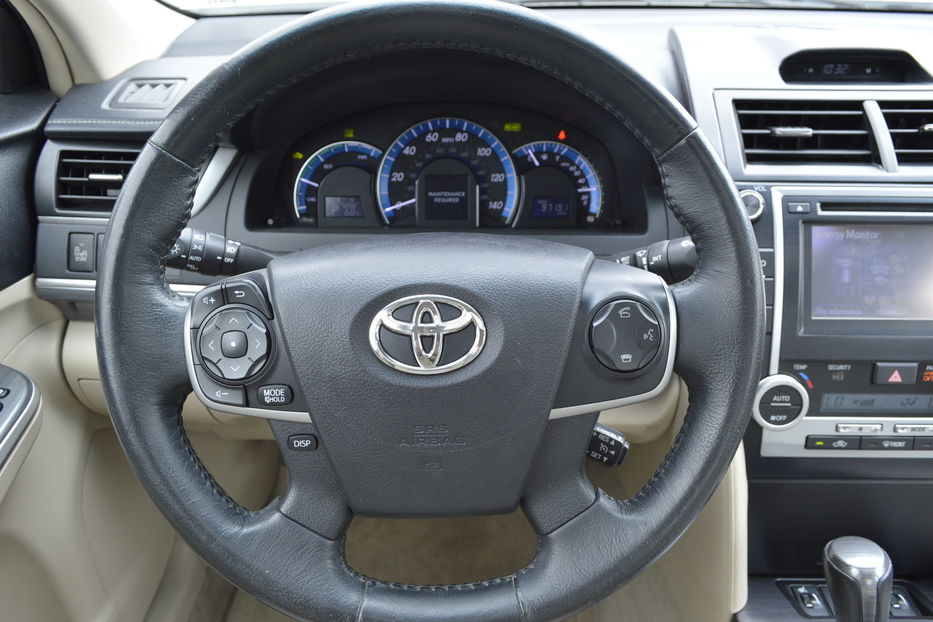 Продам Toyota Camry XLE 2013 года в Одессе